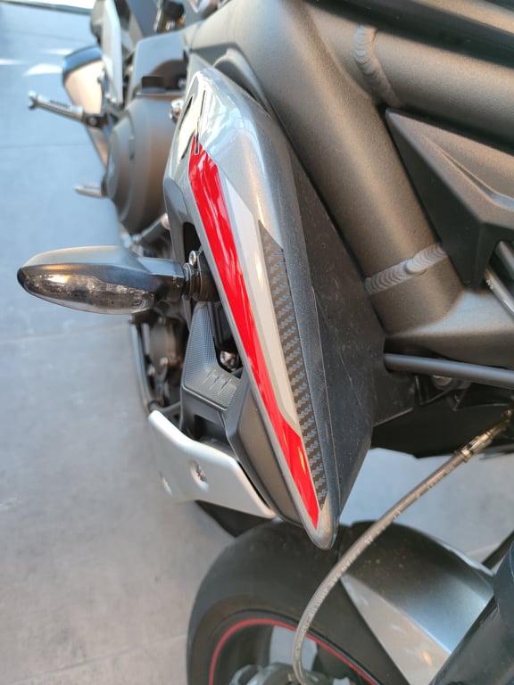 TRIUMPH STREET TRIPLE RS 2020 - 2021 (couleur n°3)