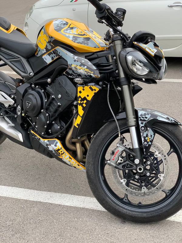 TRIUMPH STREET TRIPLE RS (R) 2023 - PIXIE ou CAMOX